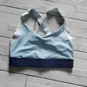 Women nike ports bra